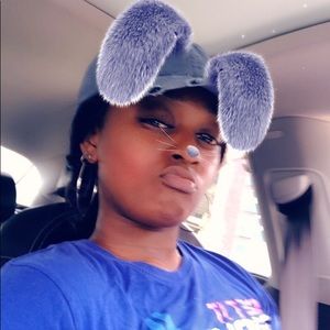 Meet your Posher, Kimberly